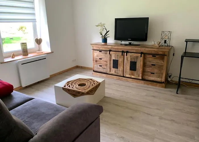 2/4 Personnes * 比桑